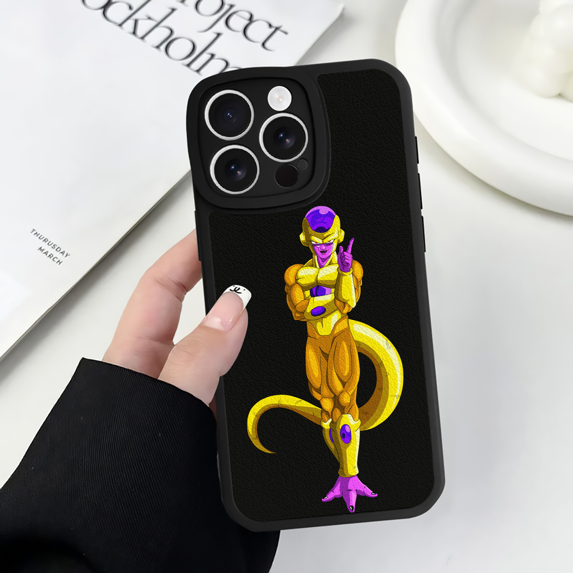 （画像用） ドラゴンボール フリーザ DRAGON BALL Frieza 【iPhone 16シリーズ対応】シリコンスマホケース（レザー調） 材質：シリコン